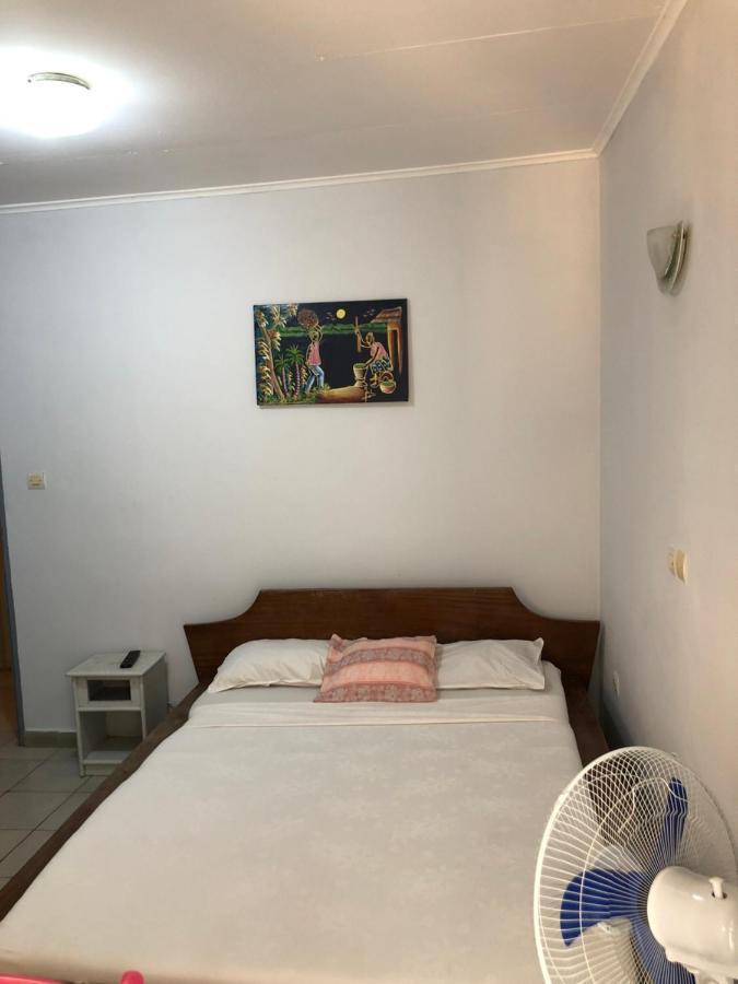 Hotel La Grace Крібі Екстер'єр фото